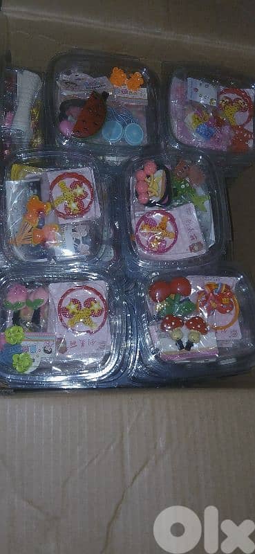 kids hair accessories and platic jewelery
