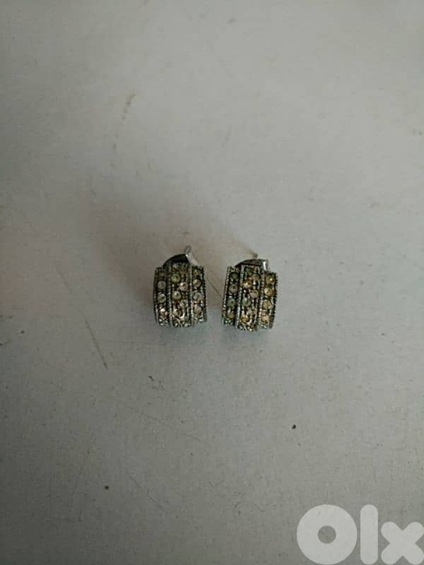 Stylish strass earrings - Not Negotiable 1