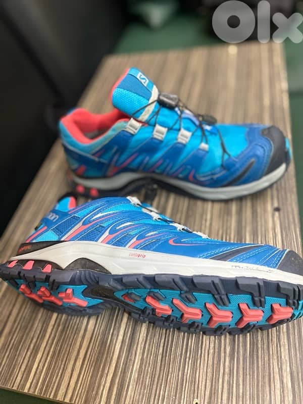 salamon hiking shoes unisex 6