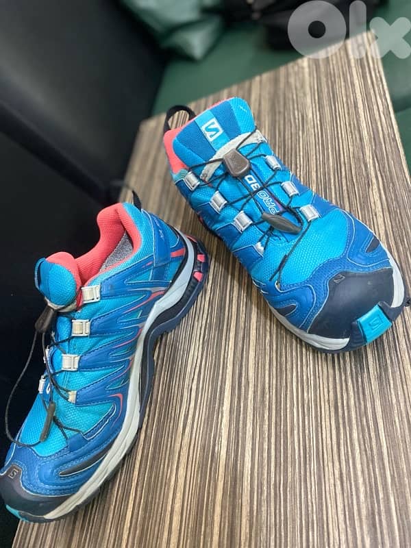 salamon hiking shoes unisex 7