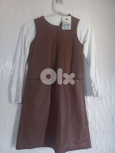 فستان جلد مبطن عمر ٧،٨ سنه