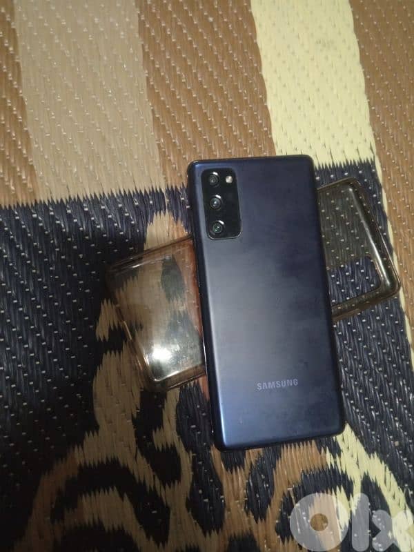 للبيع s20فيفجي 3