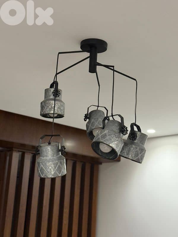 Dining Table + Chandelier 2