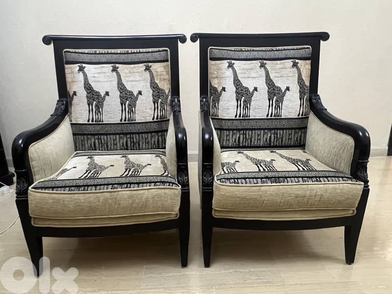 Full Living Room Furniture Package. Excellent Condition, Ready to Use 5