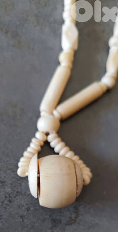 vintage carved bone necklace
