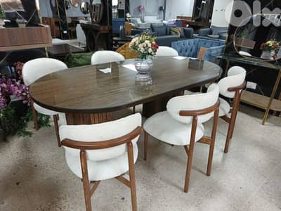 طاولة سفرة موبيليا مع كراسي. Tables mobilia with 6 chairs