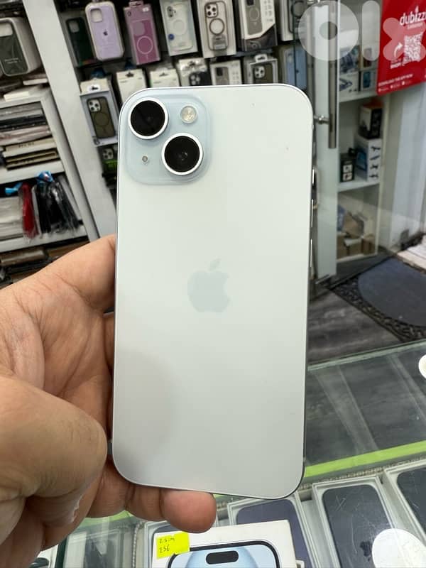 iphone 15  256g like new still water resistant 0