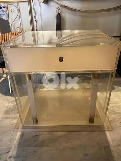 Acrylic nightstand