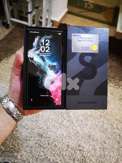 Samsung Galaxy S22 Ultra ( 24GB Ram and 256 GB Memory) used like New