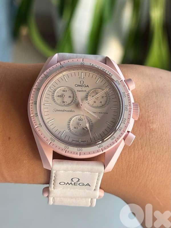 MoonSwatch (Mission To The Moon & Mission To Venus) 4