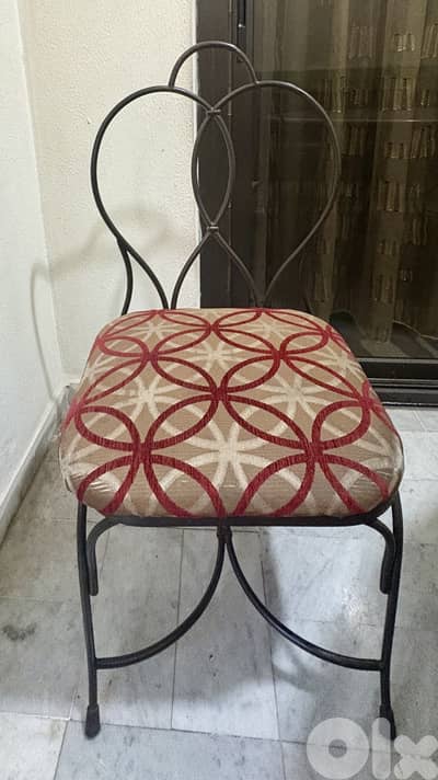 Rkham Table Ferforge (Hadid) with 8 Chairs