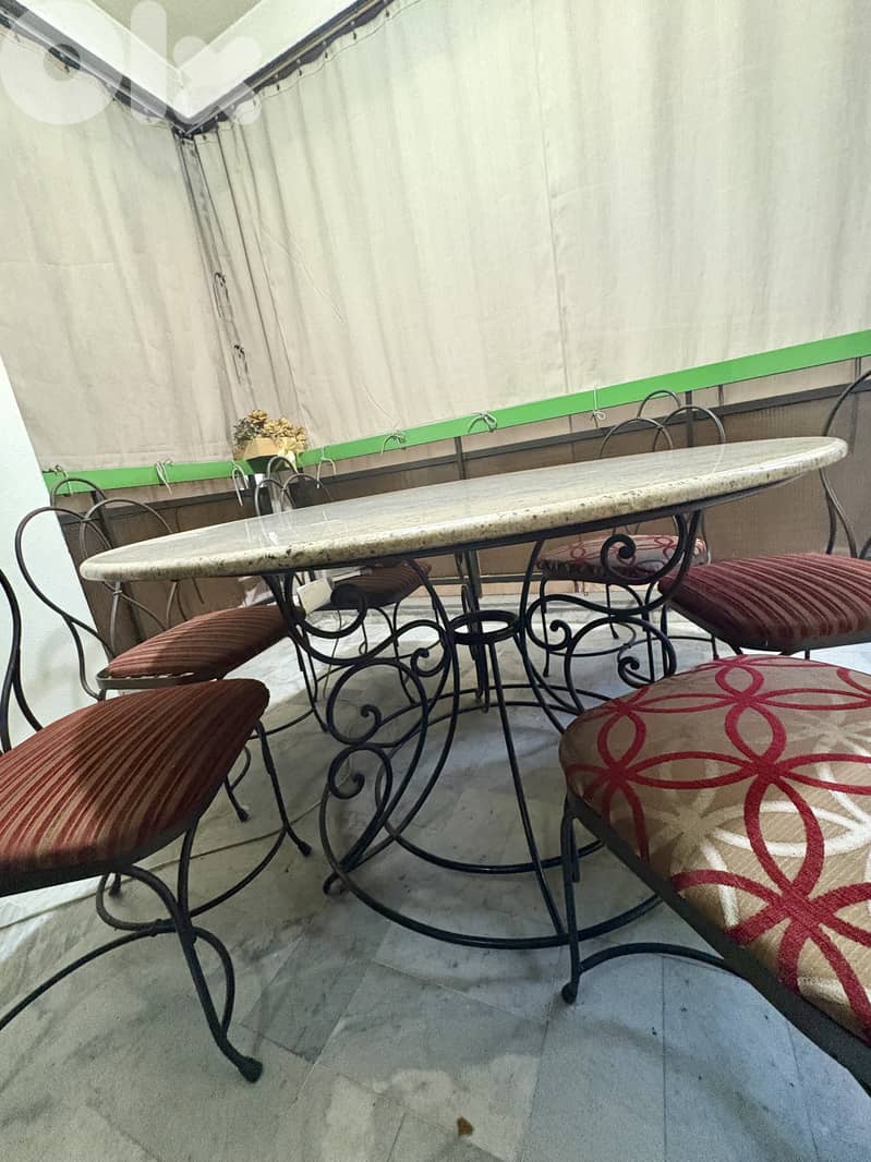 Rkham Table Ferforge (Hadid) with 8 Chairs 5