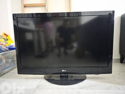 LG LCD tv 42 inch + acer monitor