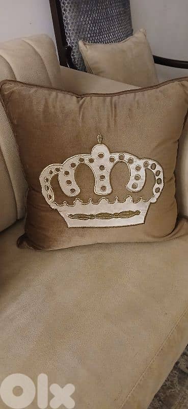 curtains and cushions 2