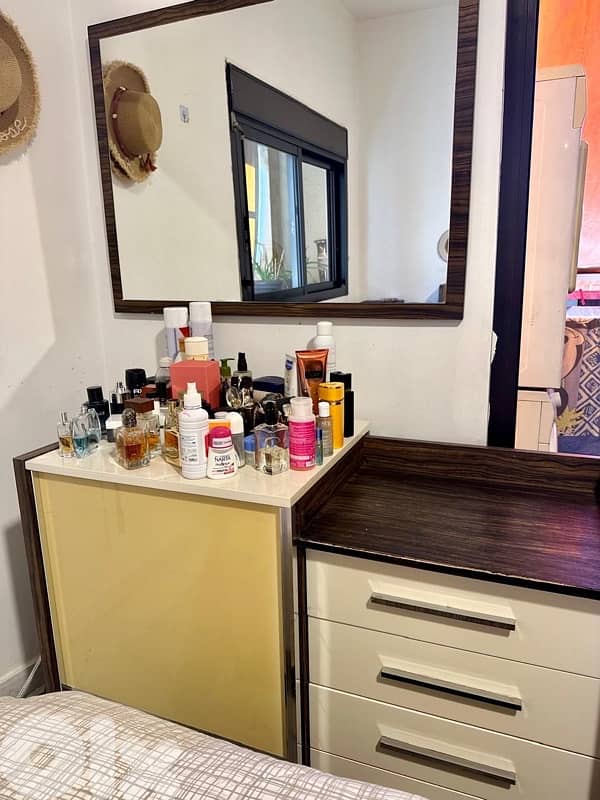 غرفة نوم مستعملة من عند بيوتي هوم 2