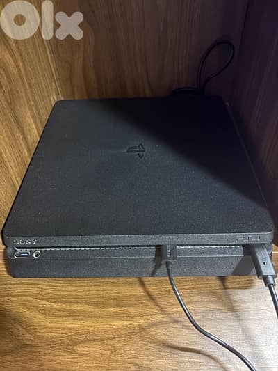 PS4 slim black full package