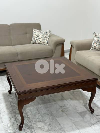 ال٥٠$ طاولة