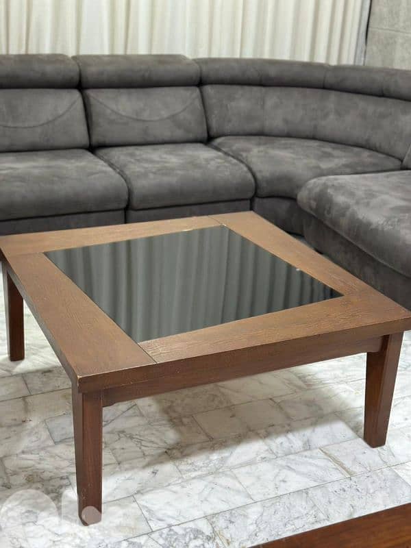 ال٥٠$ طاولة 1