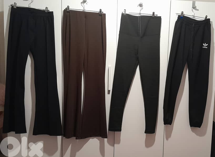 117 Pieces: Lot of Women Clothing, Shoes, and Accessories for Sale 3