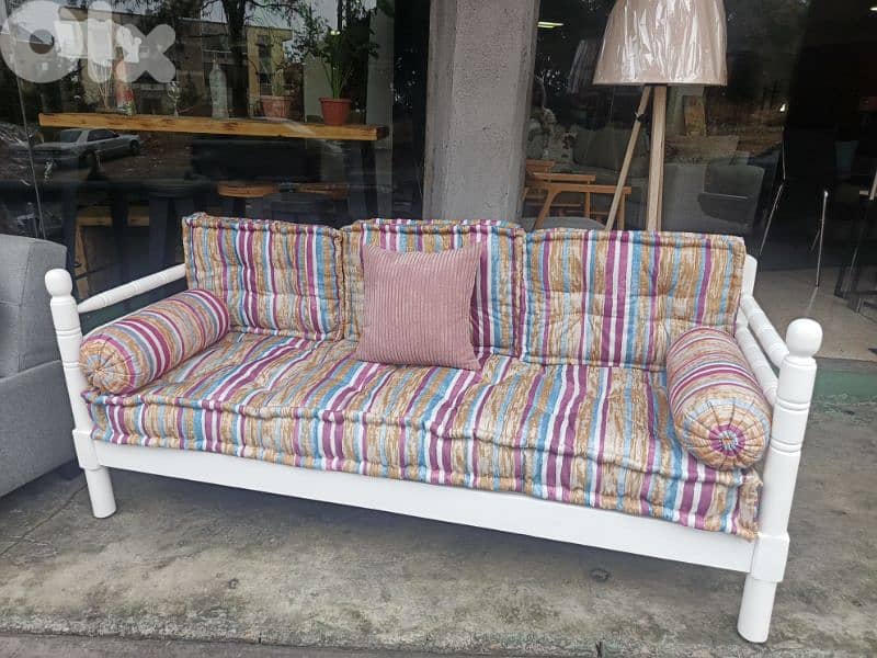 صوفا عربية مع فرش Arabic sofa 1