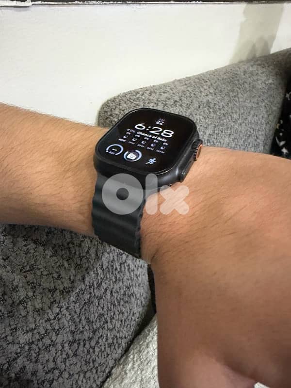Apple Watch Ultra 2 - Black Titanium - Used LIKE new 2