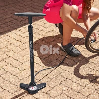 Floor bicycle air pump for bikes and balls منفخ بيسكلات وطابات