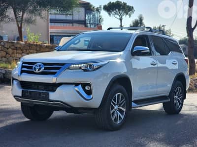 Toyota Fortuner 2019 V6 VX-R 4x4