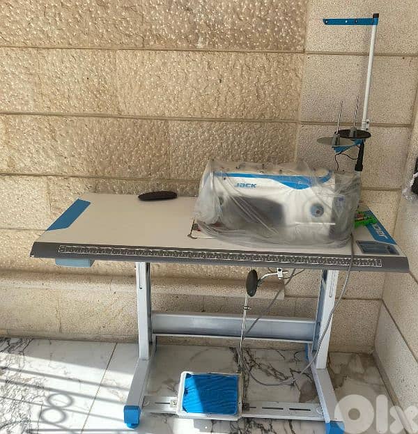Jack F4 sewing machine 0