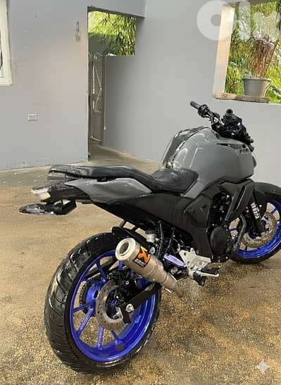 fzsyamaha v4