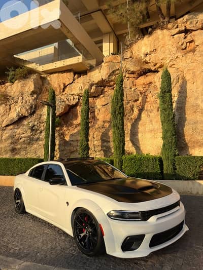 Dodge Charger hellcat