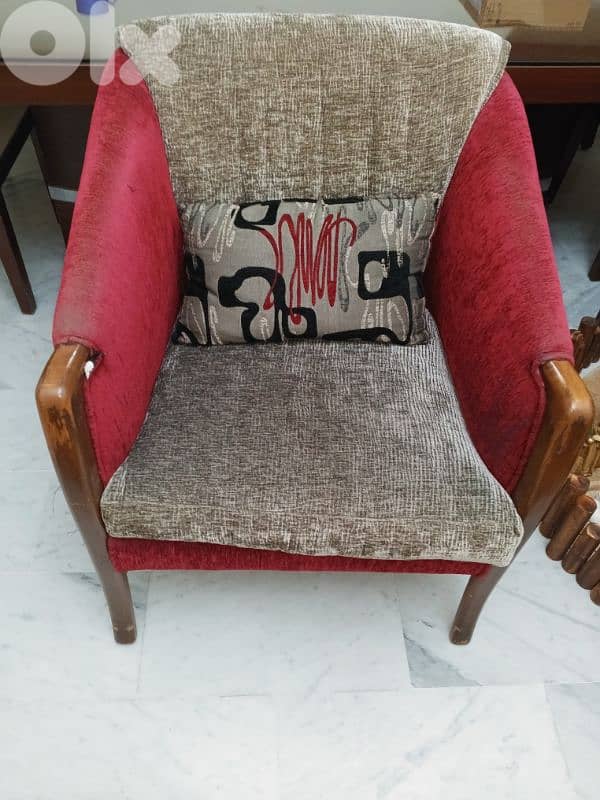 4 sofas for only 150$ 2