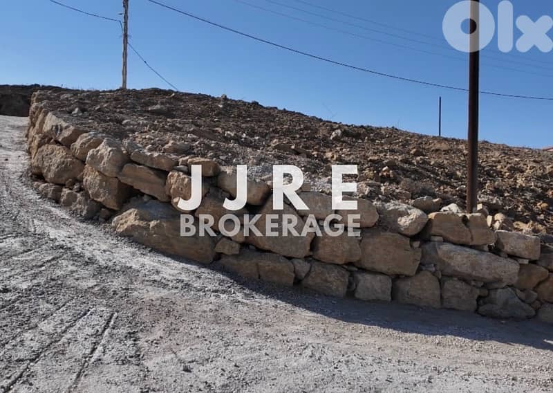 Prime Location Land In Bhamdoun For Sale / أرض في بحمدون للبيع 2