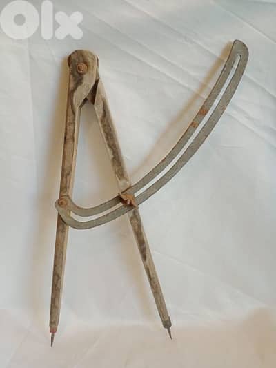 بيكار خشب قديم