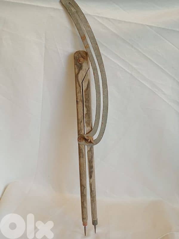 بيكار خشب قديم 1