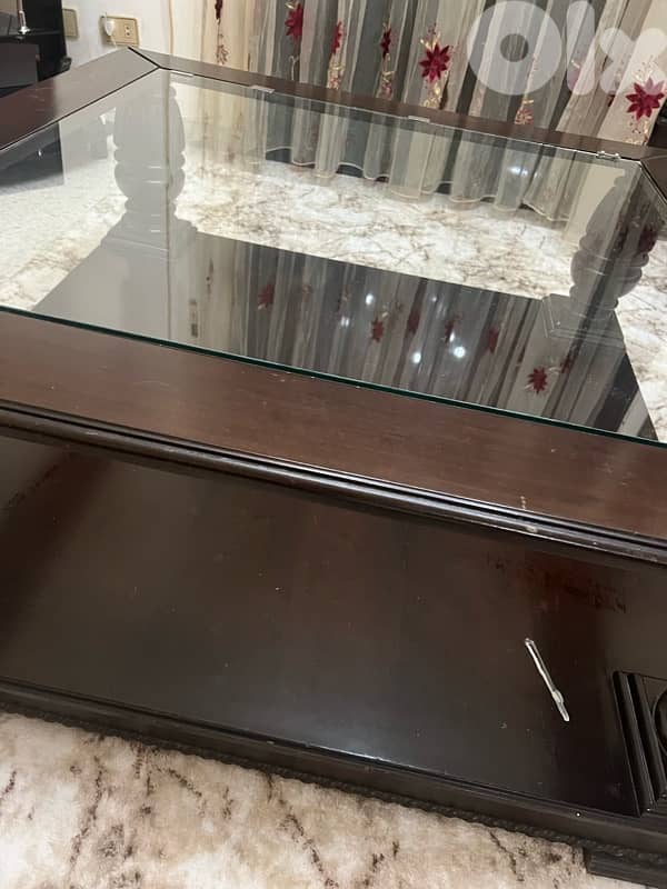 Elegant Wooden Coffee Table with Tempered Glass Top 1