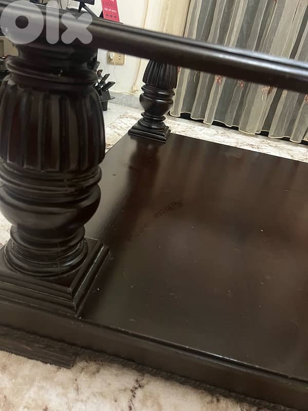 Elegant Wooden Coffee Table with Tempered Glass Top 2