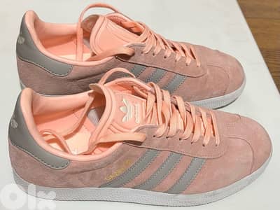 Adidas Gazelle Shoes Women size 39 1/3 NEW