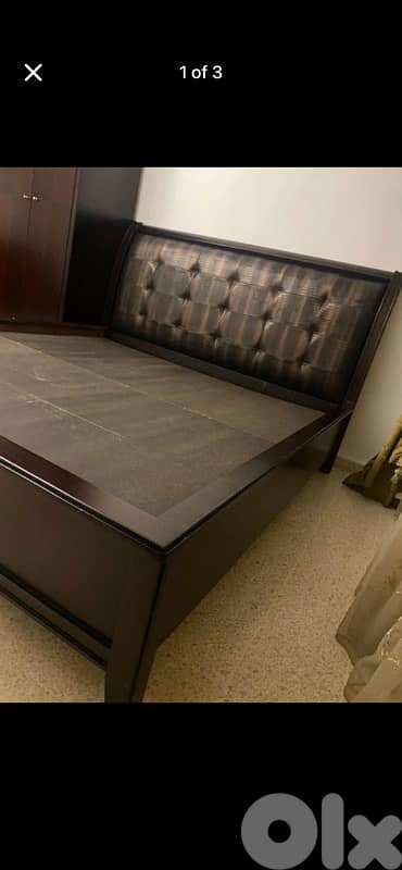 تخت مجوز للبيع 1