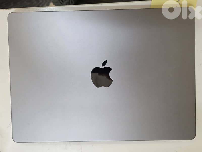 14 inch MacBook M1 PRo 6