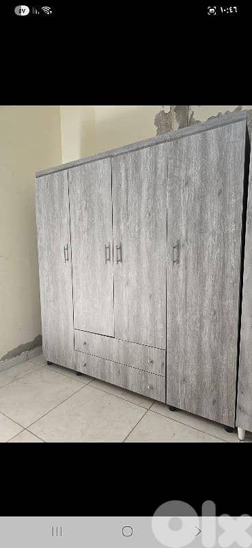 خزانة اربع درف جديد