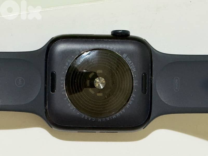 Apple watch SE 2nd generation Like New 0