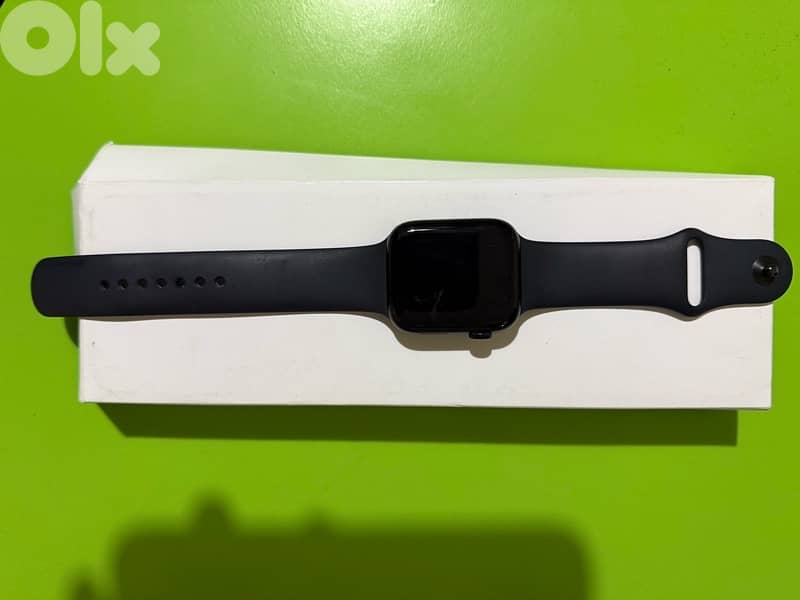 Apple watch SE 2nd generation Like New 1