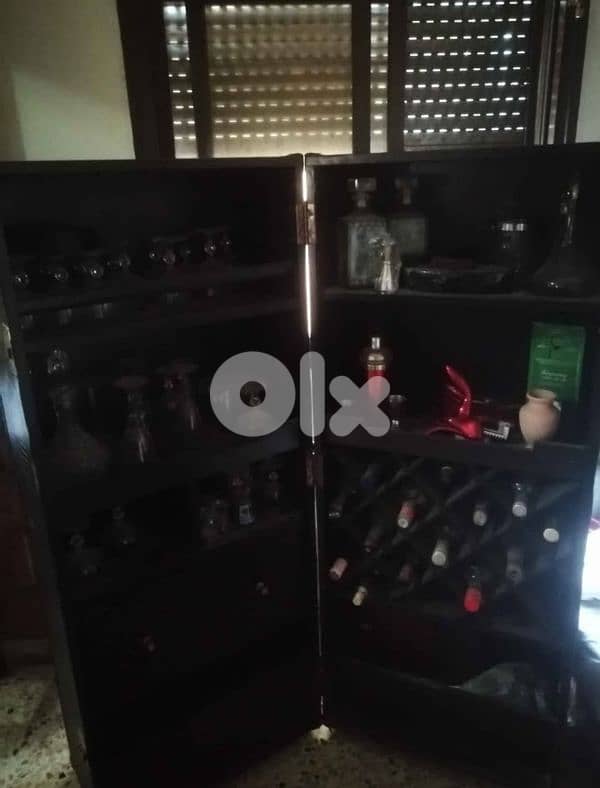 Bar , foldable , leather 0