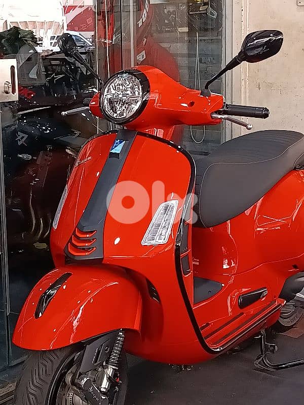 Vespa Gts super sport like new 5000klm still not registered 0