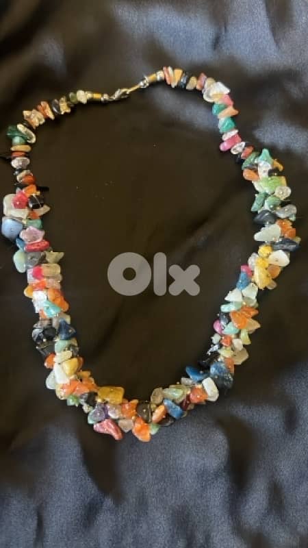 multicolor stones necklace 0