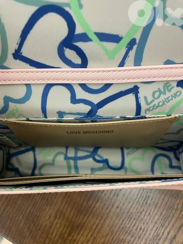 Love moschino 6