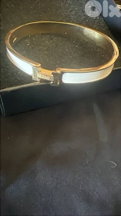stylish gold and white bracelet