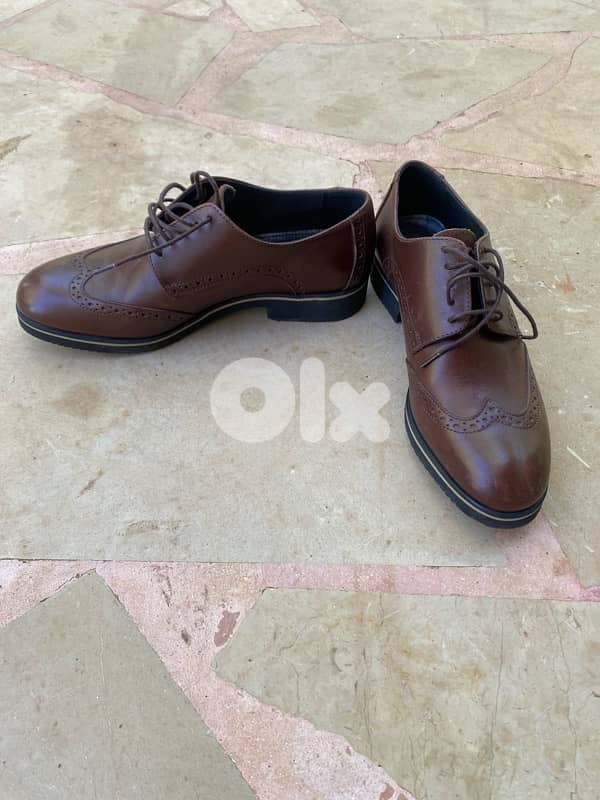 100% leather shoes 1