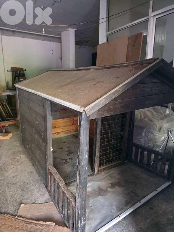 Ac,dog house,basketball hoop 4