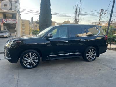 Lexus LX-Series 2016